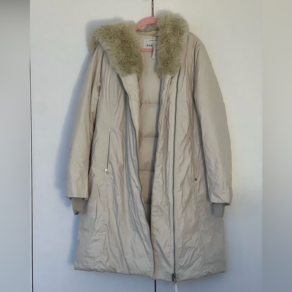 Aritzia - Babaton, St. Moritz Parka - Picture 3 of 15